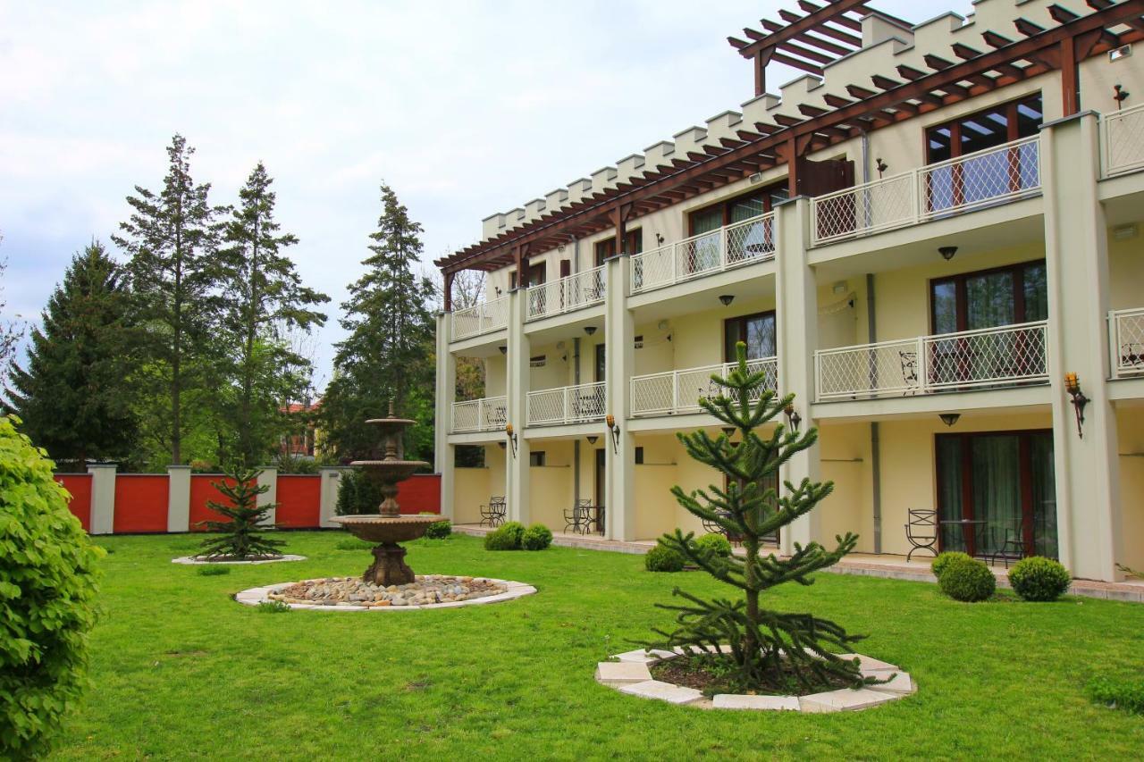Burg Hotel Romantik Gotha Exterior photo